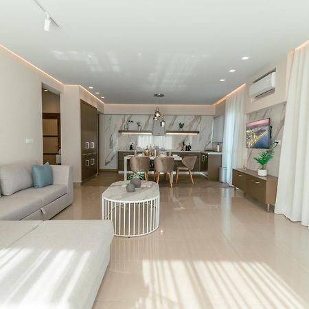 Brand New Elegant Suite Platánion Eksteriør billede